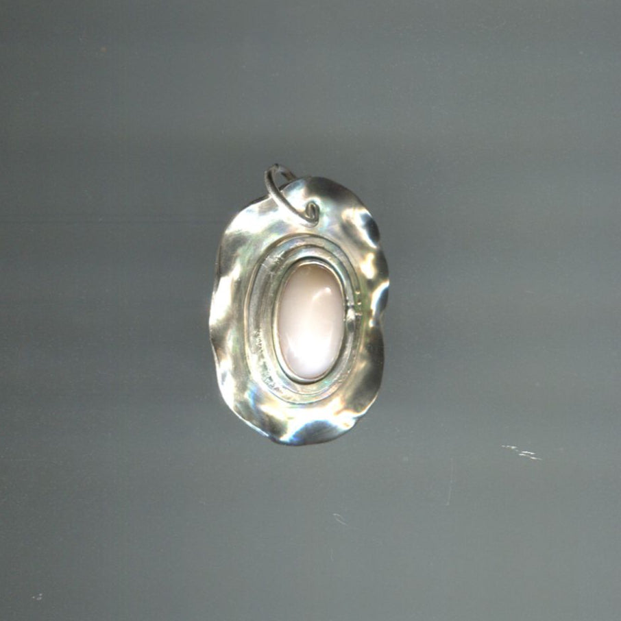 Ale's Amulet